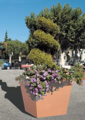 Jardinière grande taille béton - l. 150 x h.130 x pr. 150 cm - déchargé dans la limite de 30 m