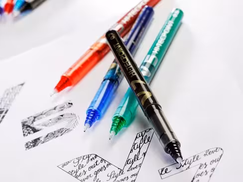 Roller Pilot V7 Hi-Tecpoint - encre liquide - coloris assortis - lot de 4
