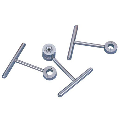 Handle spanner valve