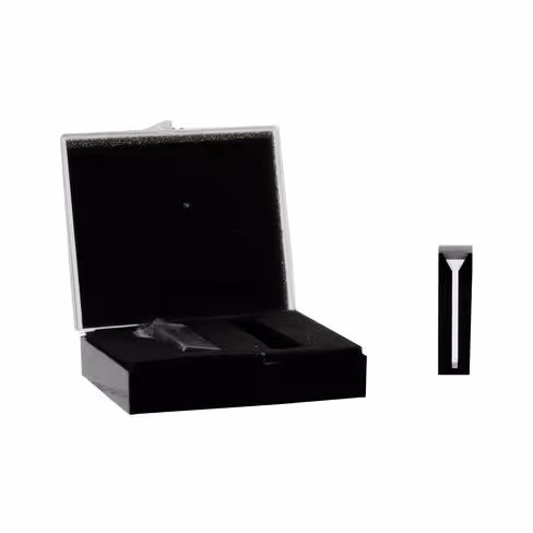 Cuve semi-micro avec couvercle 10 mm LB Q x 2