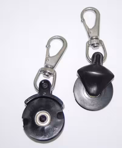 Poulie montée sur roulement à billes - à l'unité pour cage de pouliethérapie ou avancée grilagée