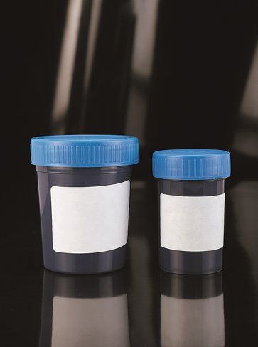 Flacon pp opaque ø 57 x 73mm avec étiquette, capuchon à vis,en vrac 150 ml x 450