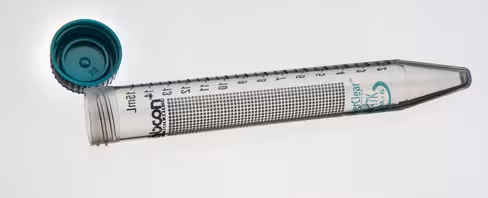 Tube à centrifuger 15 ml gradué PP fond conique SuperClearcape à vis verte non montée vrac non stérile x 500