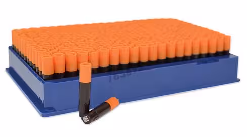 Rack 0,2 ml bouchon à vis tube av 2D DataMATRIX code Pre-Capped av bouchon orange vis ext.Pre-racked in 240