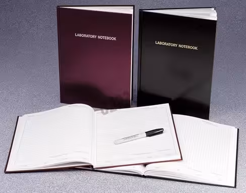 Cahier de laboratoire A4 grille vert