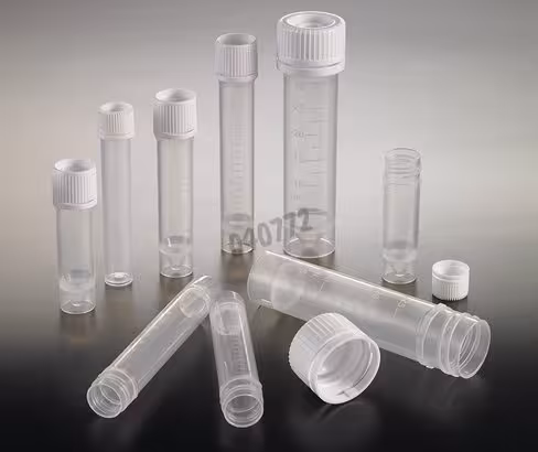 Tube 10 ml 17 x 84 mm gradué PP fond conique x 1000
