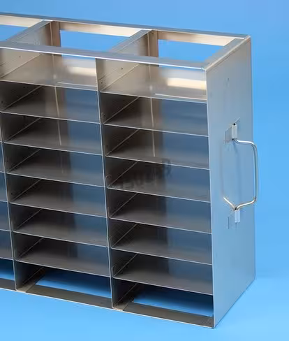 Etagère horizontale 40 5 x 8 niveaux boîtes 130 x 130 x 37 mm