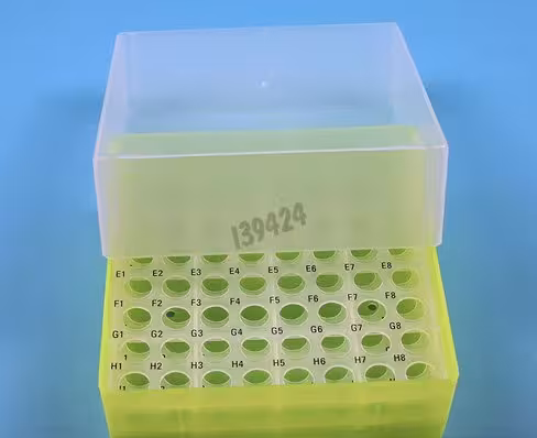 Cryoboîte pour 64 tubes de 11 mm jaune fluo hauteur 75 mm