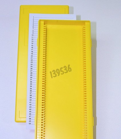 Boîte pour 50 lames jaune