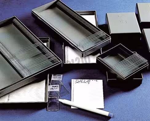 Boîte lames microscopie 50 emplacements