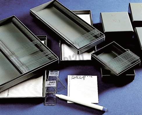 Boîte lames microscopie 100 emplacements