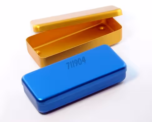 Boîte de stérilisation aluminium 17 x 7 x 3 cm dore