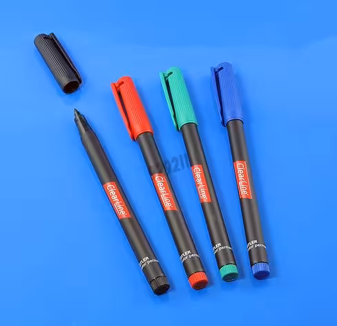 Marqueur permanent CLEARLINE noir pointe medium