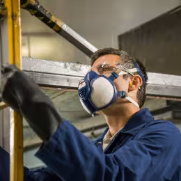 Demi-masque jetable réutilisable - 4279+ - 3M - EN 405 - filtre intégré