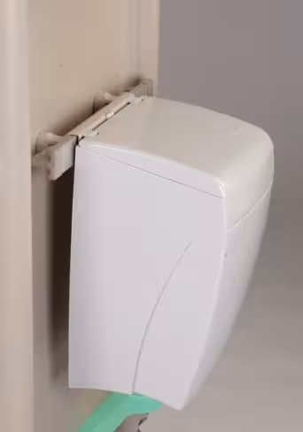 Poubelle avec ouverture au genou