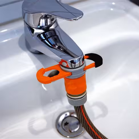 Adaptateur de remplissage pour robinet col de cygne