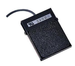 Ismatec Footswitch for BVP and MCP Series Drives DB-9 Male Connecteur 6-ft (1.8 m)