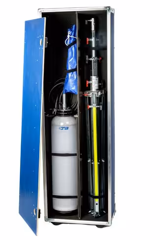 KIT Titan 600 Premium en flight-case éclairage Lumaphore 600 Premium - une perche 4 m et un kit d'haubanage