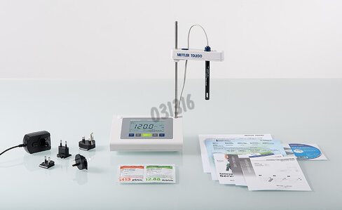 Conductimètre de paillasse FiveEasy plus fp30-standard livré avec sonde le703