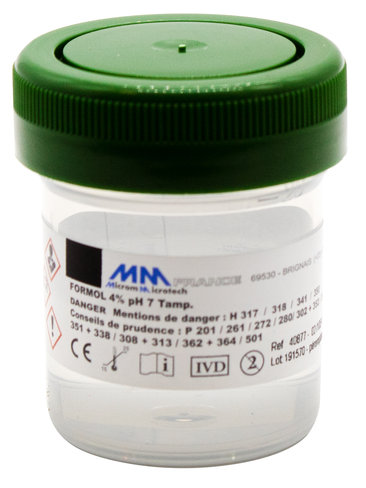 Flacons 20 ml - 10 ml de formol tamponné 4 % M/V ou 10 % V/V Capes VERTES