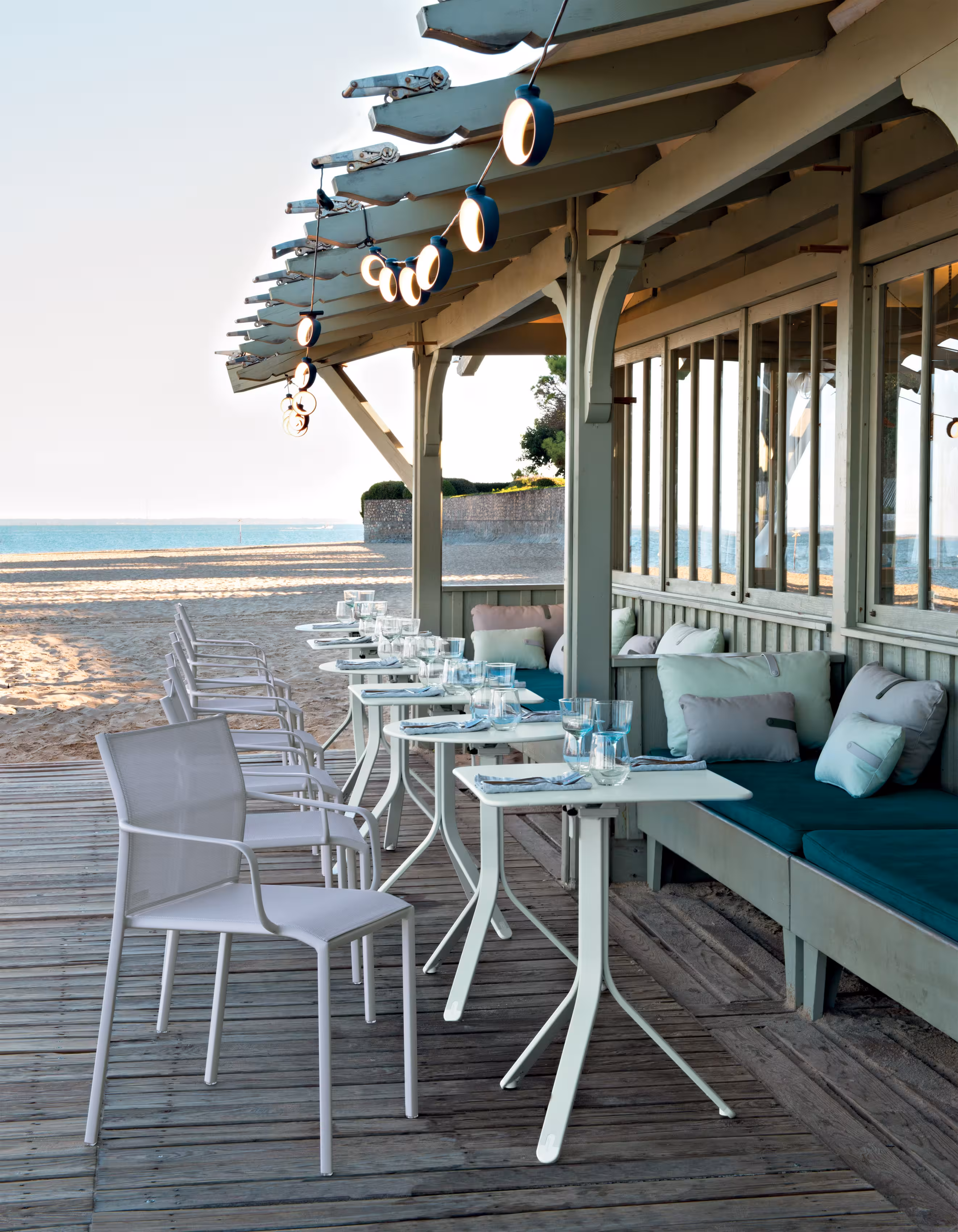 Guéridon carré Rest'o - aluminium - plateau basculant - 57 x 57 cm