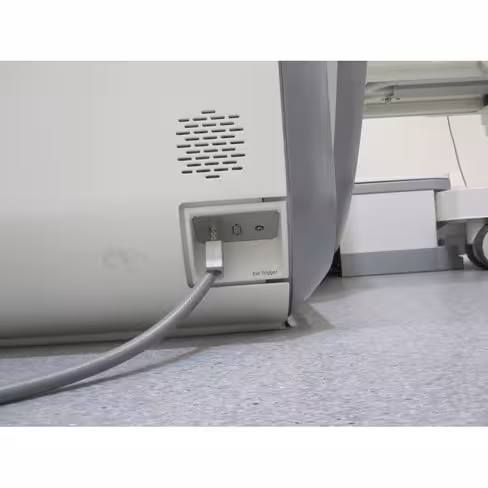 Interface filaire pour la synchronisation du signal SpO2 avec l'IRM