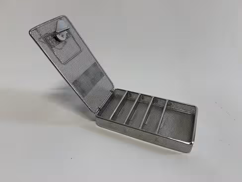 Panier de lavage - maille 1 x 1 et tôle - 5 compartiments - 180 x 100 x 30 mm