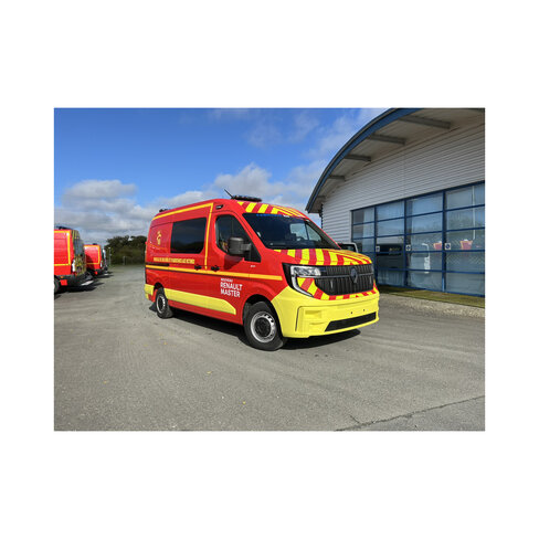 Ambulance type C fourgon tôlé L2 Renault Master-XDD - 150 ch