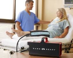 Appareil de cryothérapie compressive portable postopératoire GAME READY 2.1 - pack incluant sac de transport,