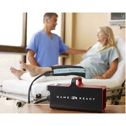 Appareil de cryothérapie compressive portable postopératoire GAME READY 2.1 - pack incluant sac de transport,