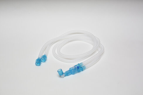 Circuit patient, Pédiatrique, UU, 1.5M, 22M-15M pièce en Y incluse avec raccord coudé et port Luer