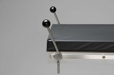 Poignée de poussée sur rail