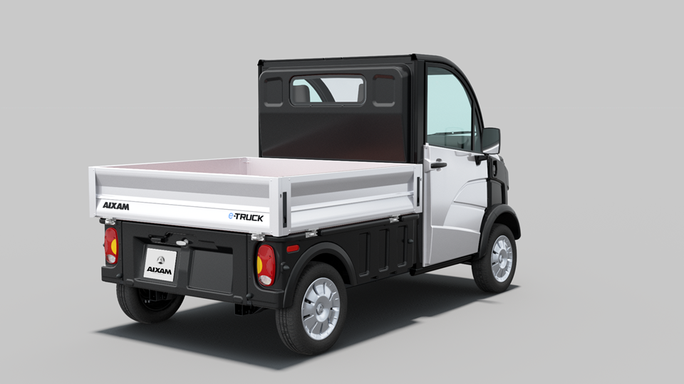 Véhicule utilitaire électrique AIXAM e-Truck - Homologation L6e - Plateau ridelles - avec batterie 7,53 kWh - 113 km -
