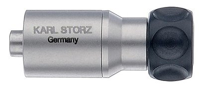 Adaptateur LUER avec bouchon anti-reflux 27550N