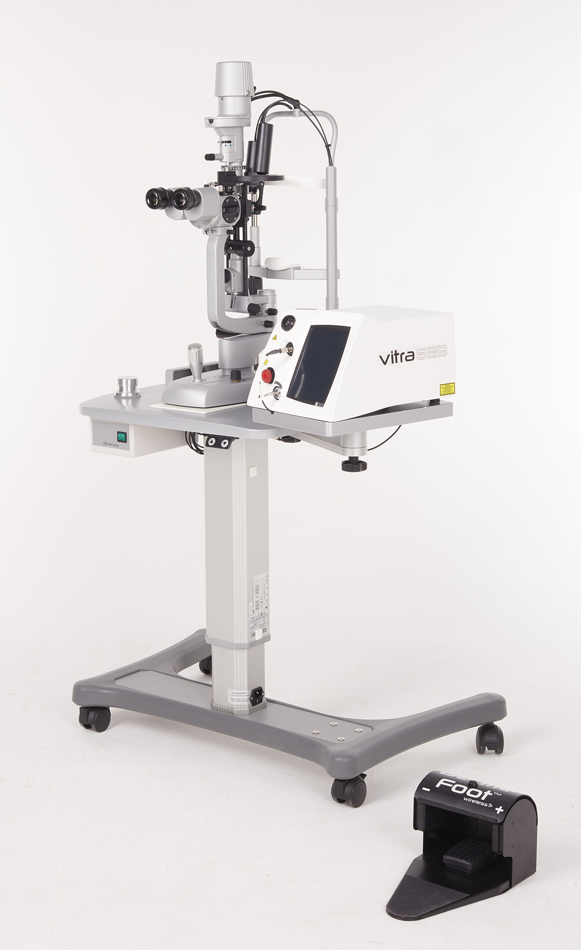 Laser de photothérapie dynamique 689 nm +/- 20 nm VITRA 689 - lampe à fente - table mono vérin - pédale