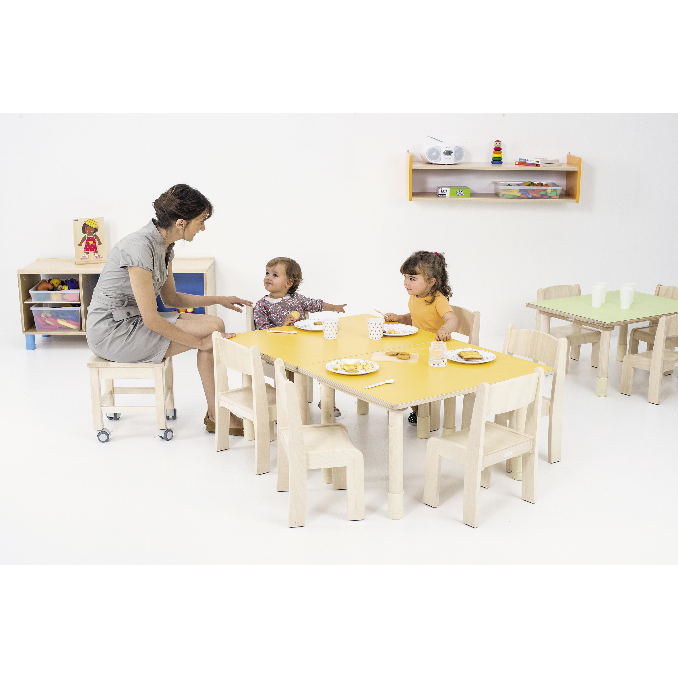 Tabouret à roulettes