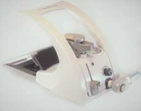 Pédale de commande pour moteurs pneumatiques