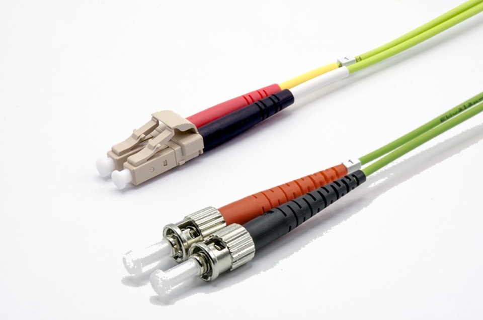 Jarretière optique multimode duplex OM5 50/125 - EKIVALAN - LC UPC/ST UPC - vert citron - 10 m