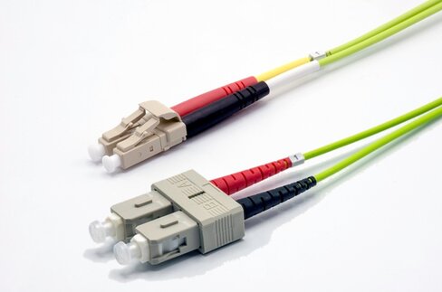 Jarretière optique multimode duplex OM5 50/125 - EKIVALAN - SC-UPC/LC-UPC - vert - 0,5 m