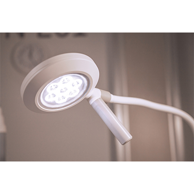 Lampe d'examen LED - 100-240V - connectique IEC