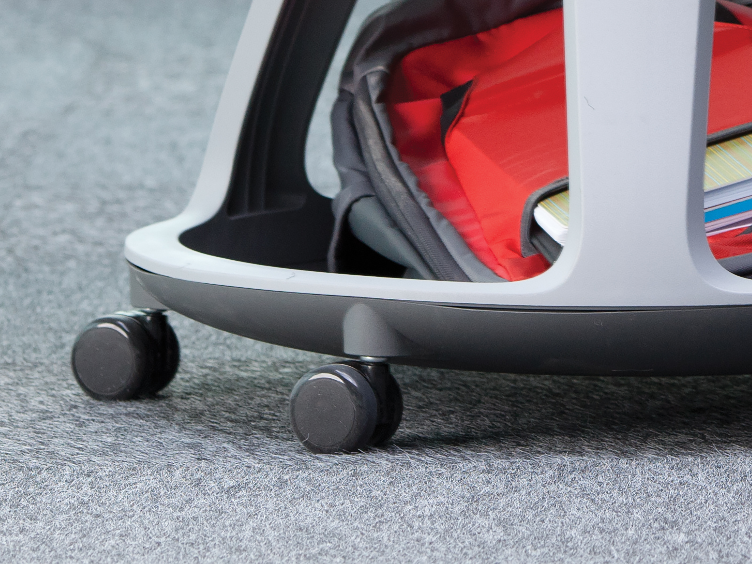 Fauteuil mobile Node - polypropylène - avec tablette de travail - support tablette tactile et porte gobelet