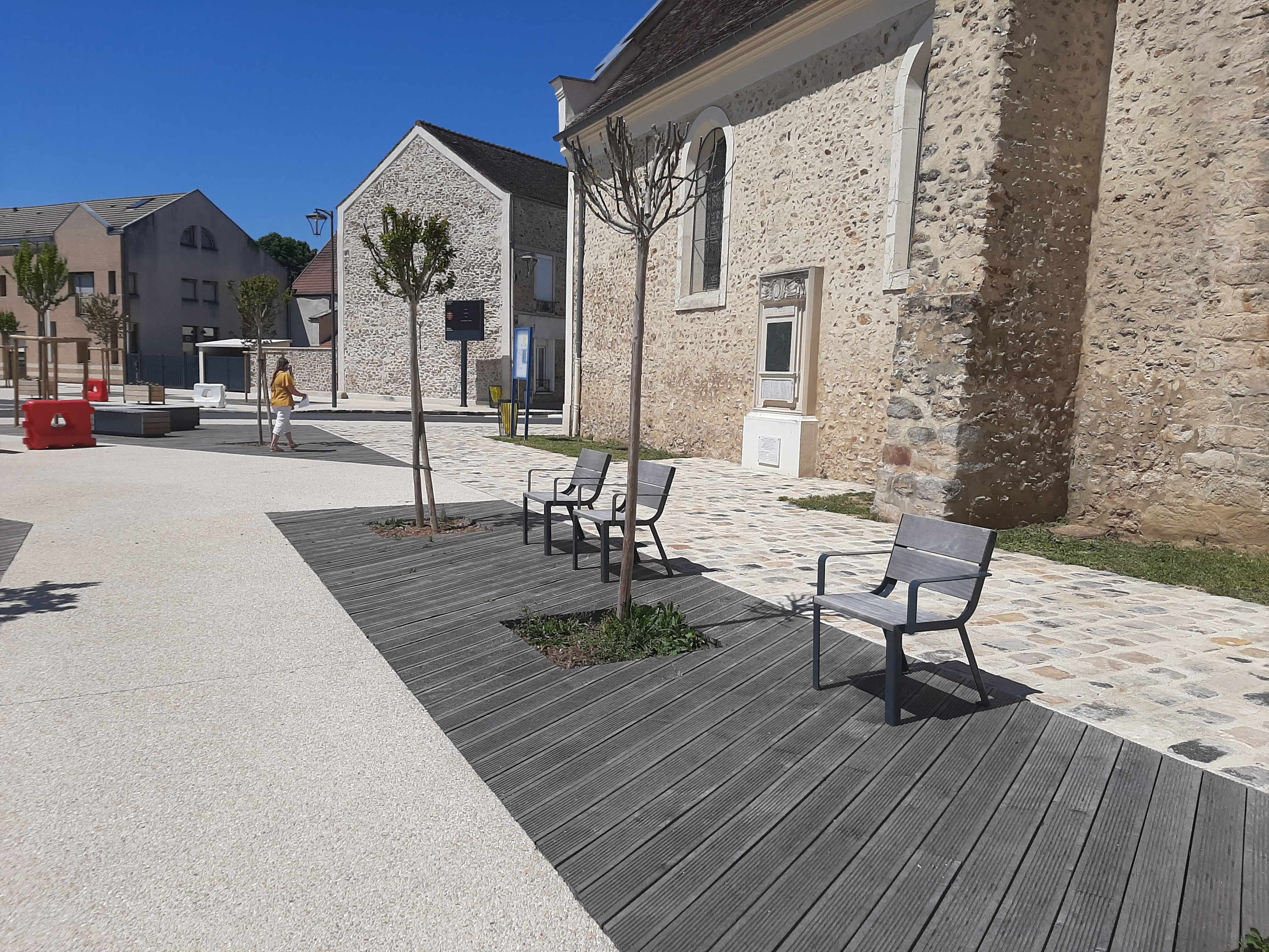 Fauteuil Optima piètement métal - ht. assise 45,4 x L. 66,20 cm - livré non déchargé