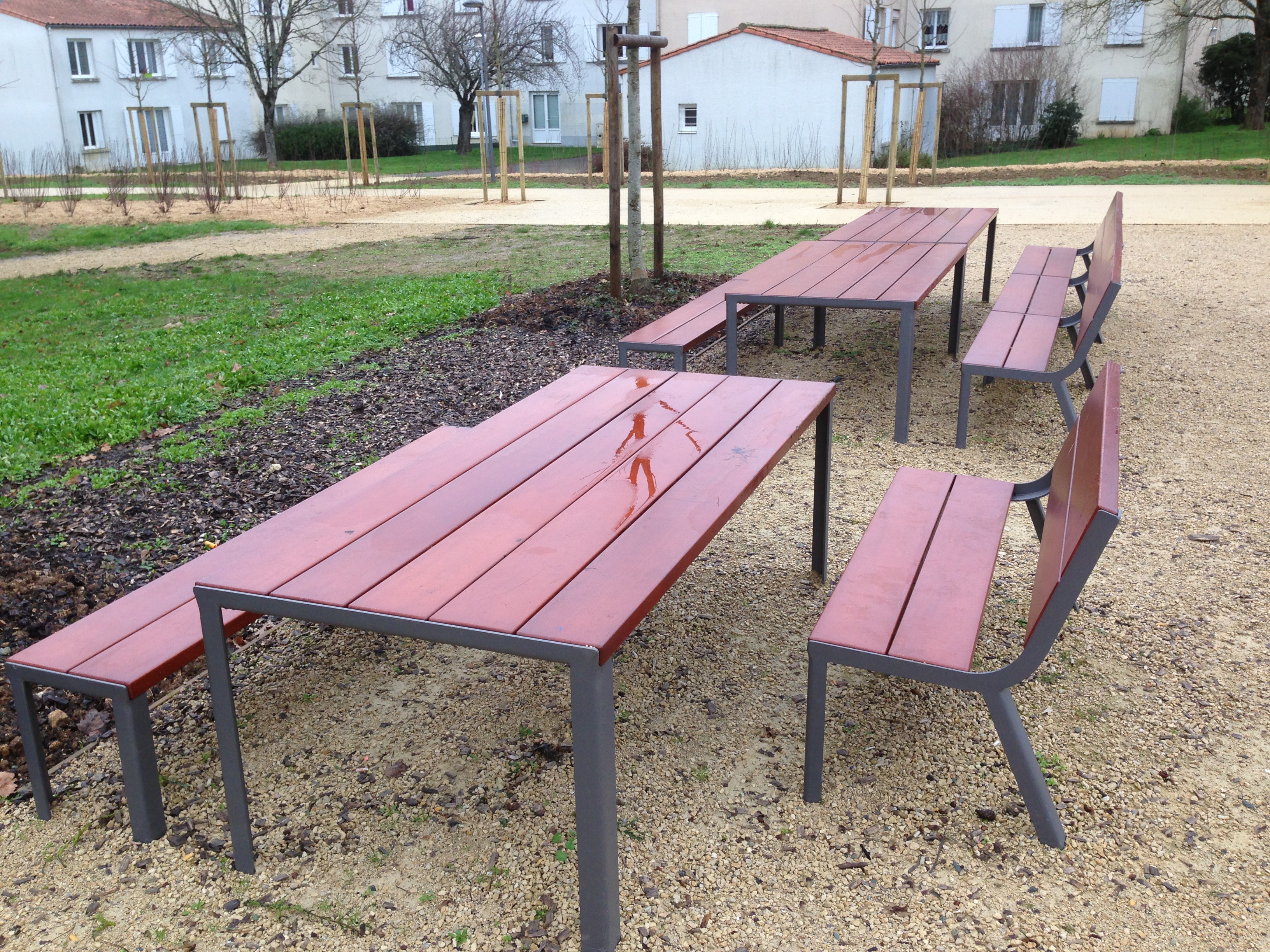 Table haute Optima - 6 places - piètement métal - l. 1,816 cm - livré non déchargé