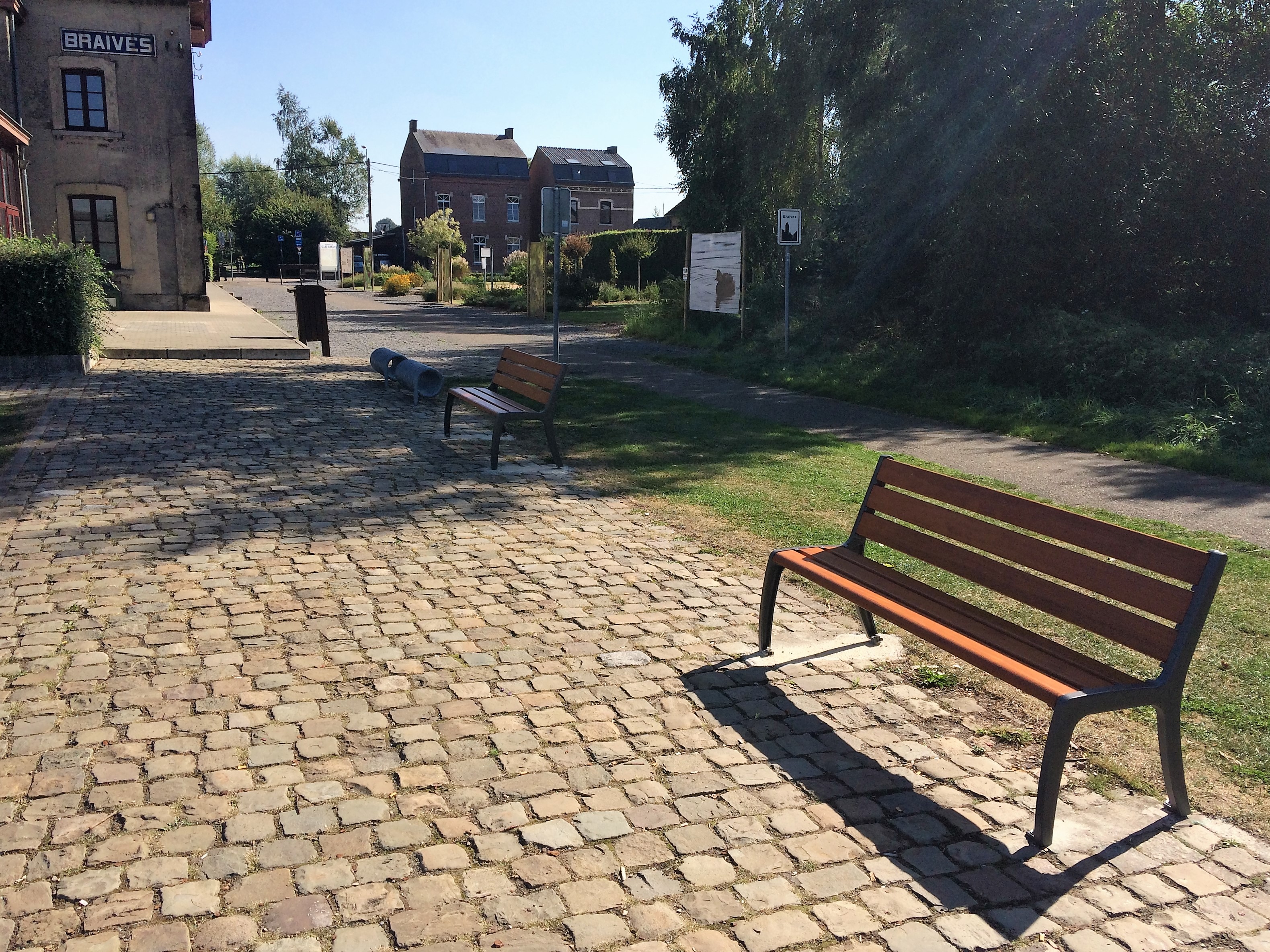Banc Opéra - 3 places - avec dossier - l. 171,40 cm livré non déchargé