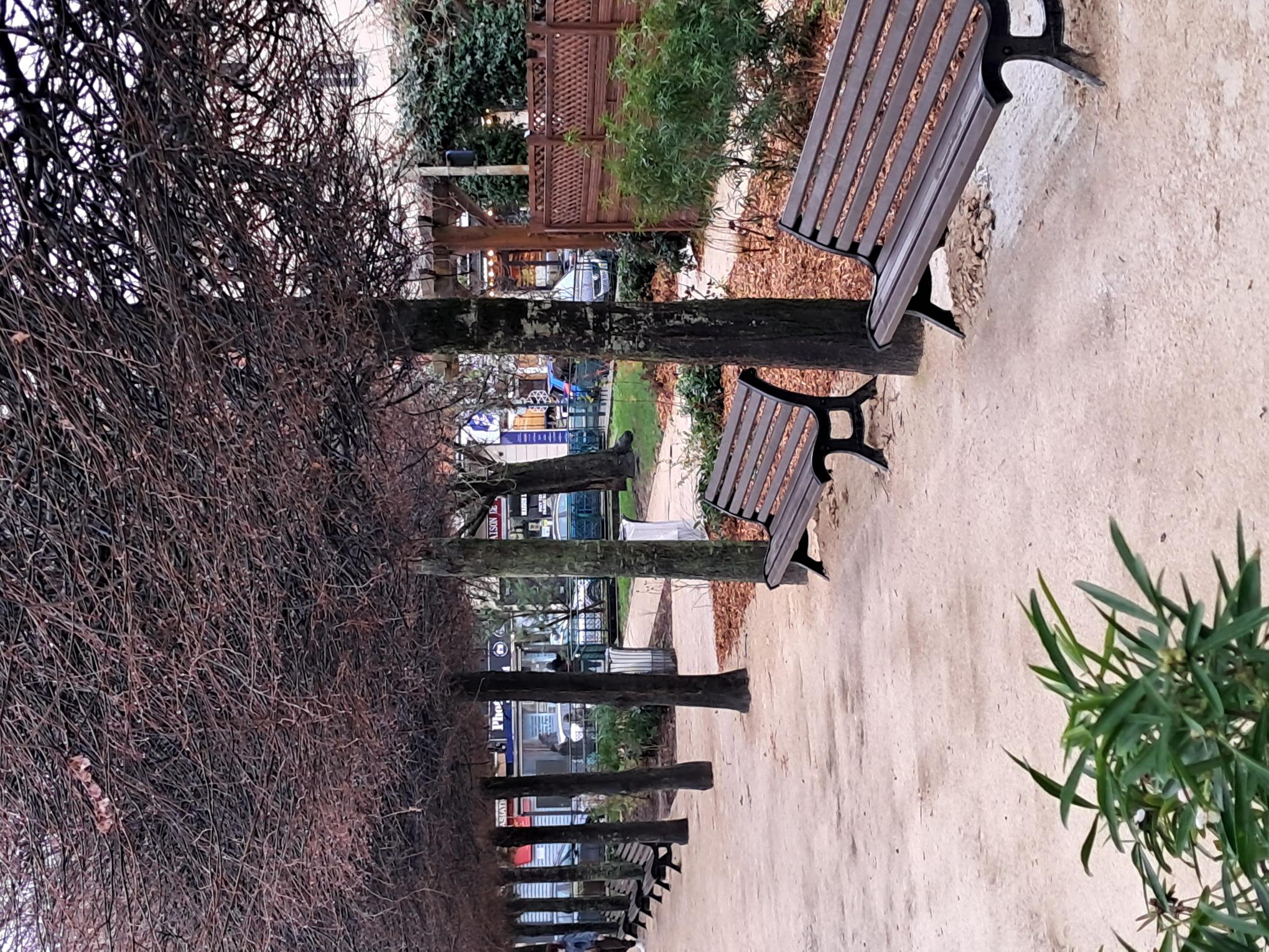 Banc Fusion - l. 197 cm - piètement noir - coloris standard - livré non déchargé