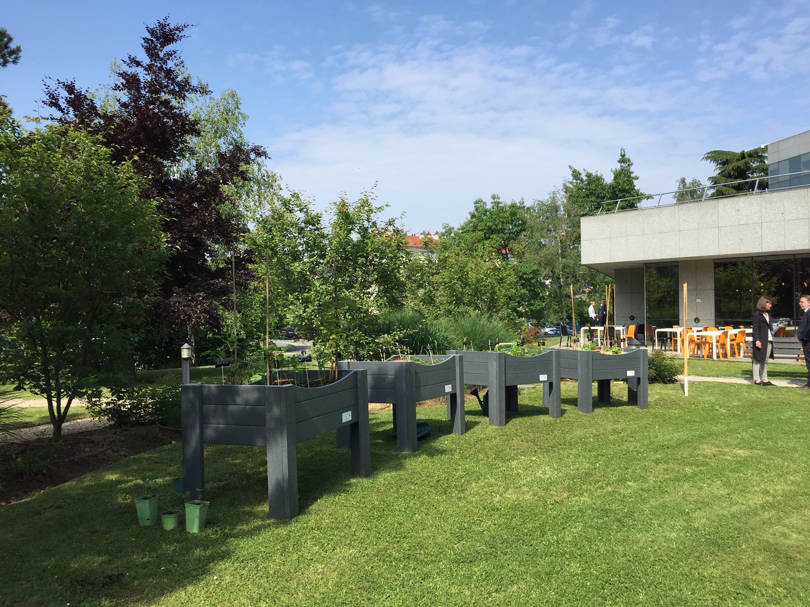 Jardinière pédagogique Ubicuity - 160 L - livré non déchargé