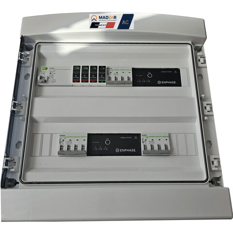 Coffret AC 9-18 kW triphasé pour micro-onduleur Enphase - avec disjoncteur 2xC20 et diff 40 A 300 mA type A -