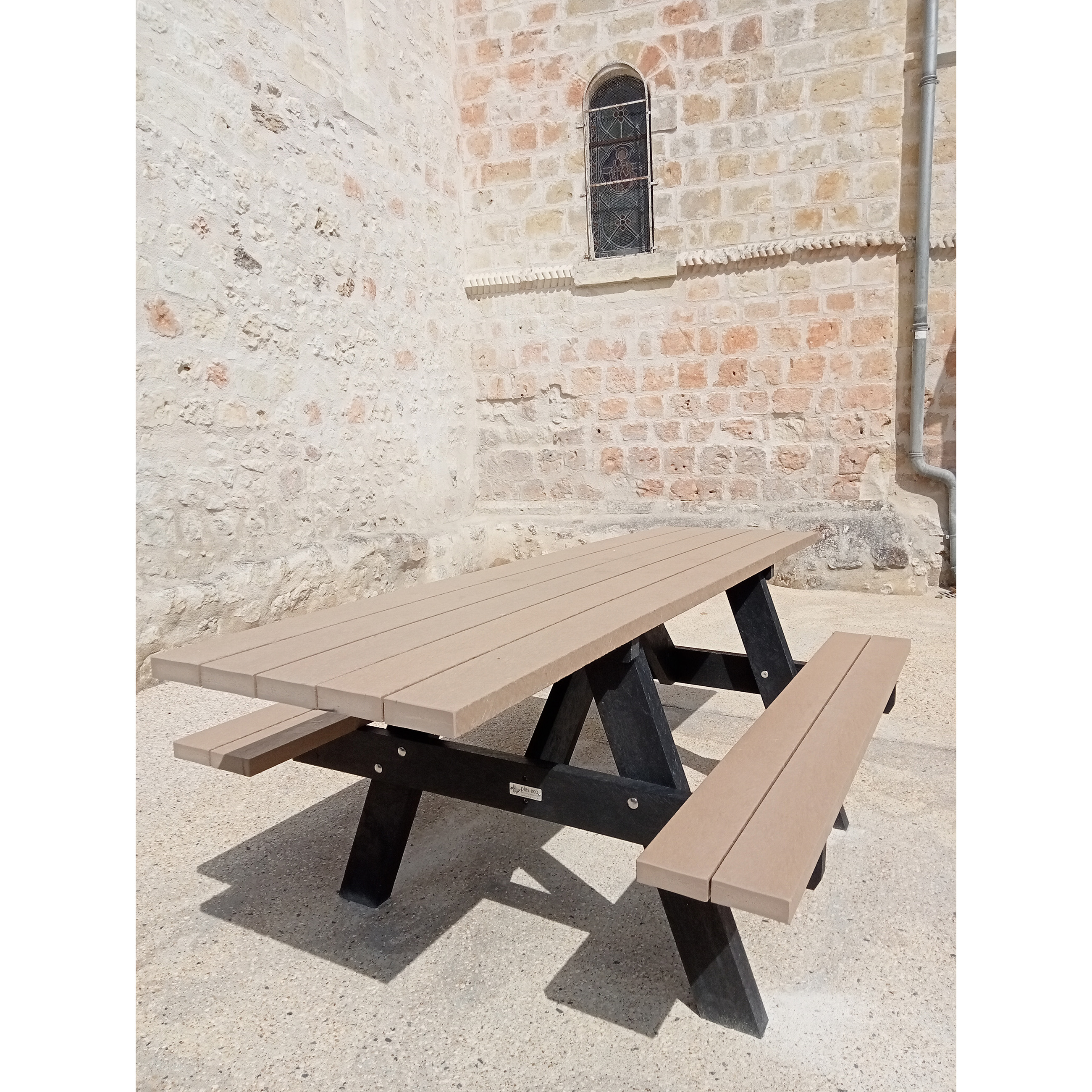 Table de pique-nique - banquettes solidaires PMR Forestier - lattes plastique recyclé - l. 200 cm - coloris standard