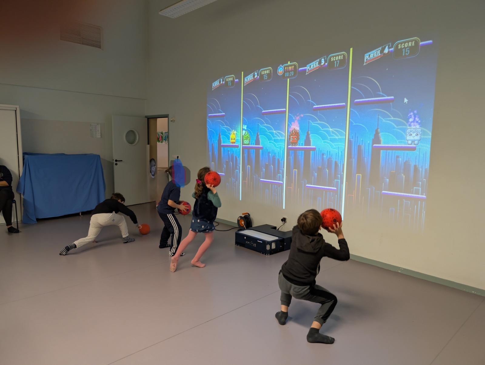 Solution portable de mur interactif Kmoove K-Mobile E