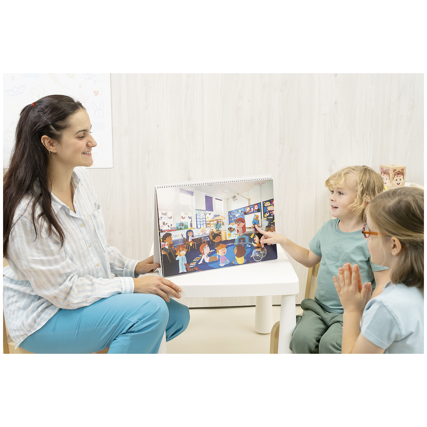 Les petits détectives - grandes images et petits intrus